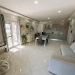 Aurelia Apartment